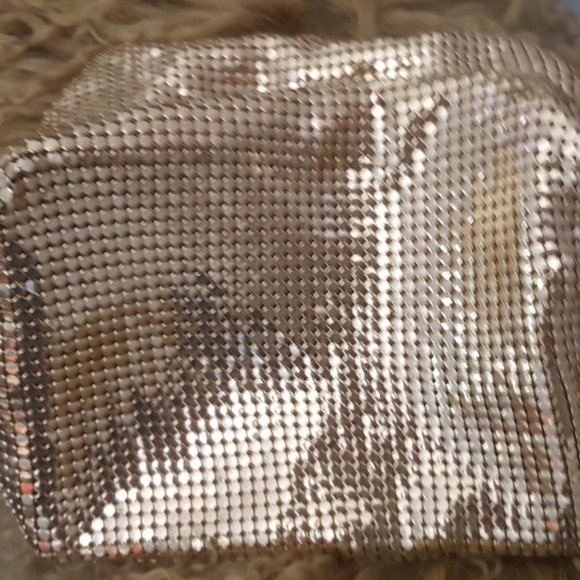 Glo Mesh Gold Double Chain Adj Bag still in box (New) Vintage Rare - Picture 4 of 6